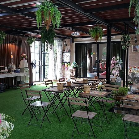 Yenjit Resort Chachoengsao Esterno foto