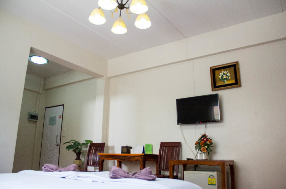 Yenjit Resort Chachoengsao Esterno foto